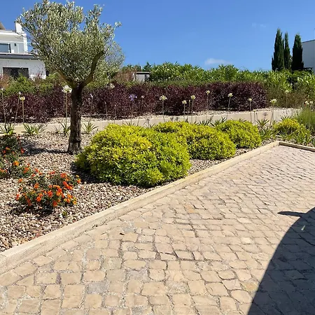 33 Silver Coast Villa *